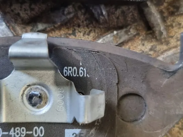 Skoda OE etujarrutulpaset OEM 6R0615115E image 7