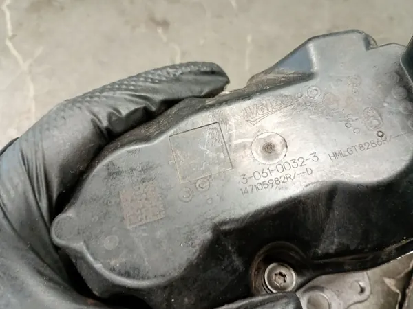 Pakoputken venttiili OEM 147105982R Renault Trafic III image 5