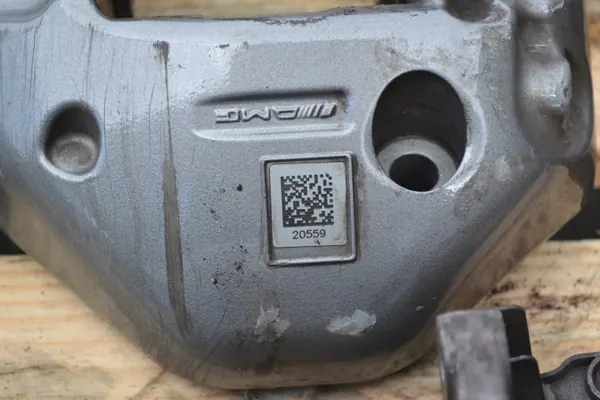 Jarruscheijat & Jarrupuristimet W205 C63 - Mercedes OEM image 10
