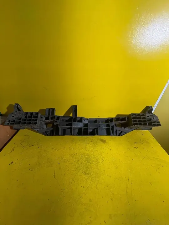 Renault Twingo II 2010 Suporte de para-choque traseiro image 2