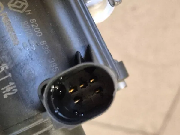 Refroidisseur EGR Dacia Duster 2015 147355713R image 4