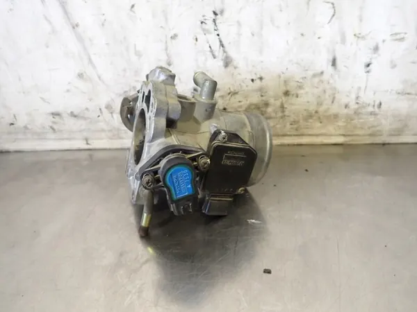 Throttle Body Mitsubishi Lancer VIII image 4