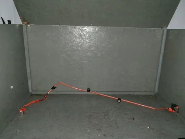 Câble batterie Toyota Corolla E21 OEM - Occasion image 2