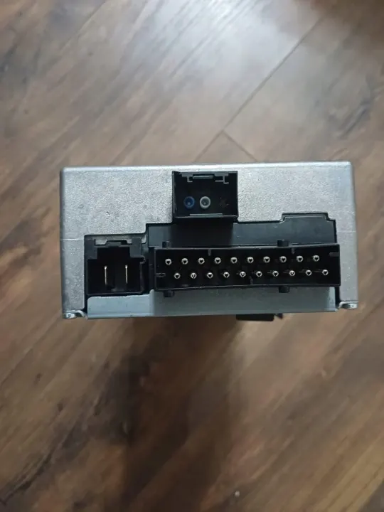 Gebrauchter BMW OE Verstärker 9261703 - Passgenau image 3