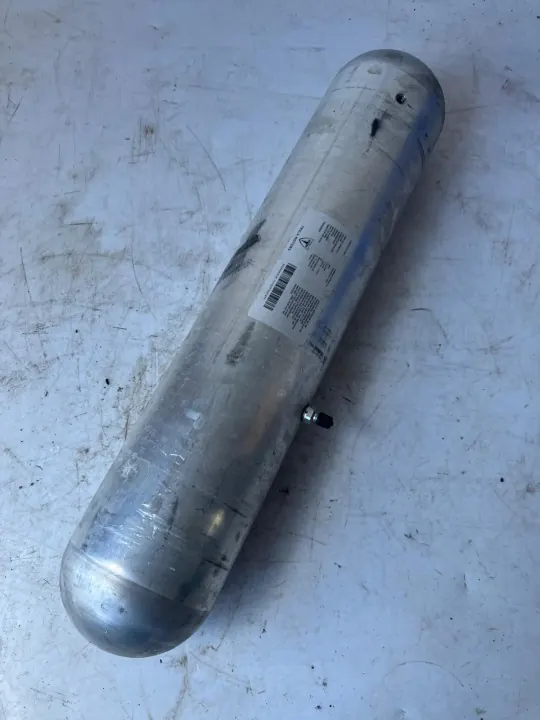 Réservoir suspension air Tesla OEM 6006408-00-B image 2