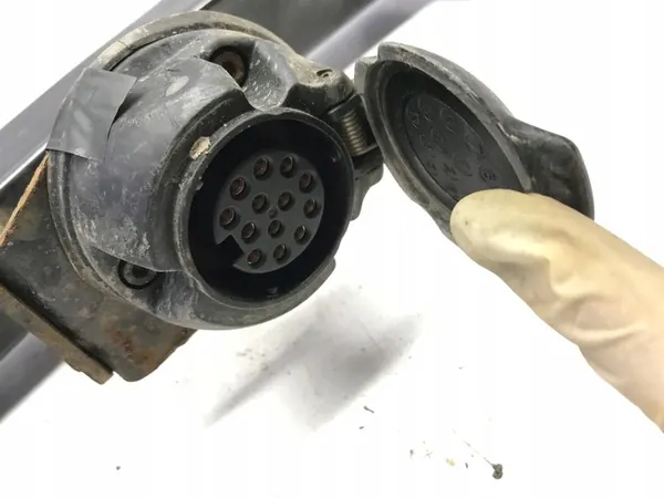 Dragkrok Tesla Model 3 image 2