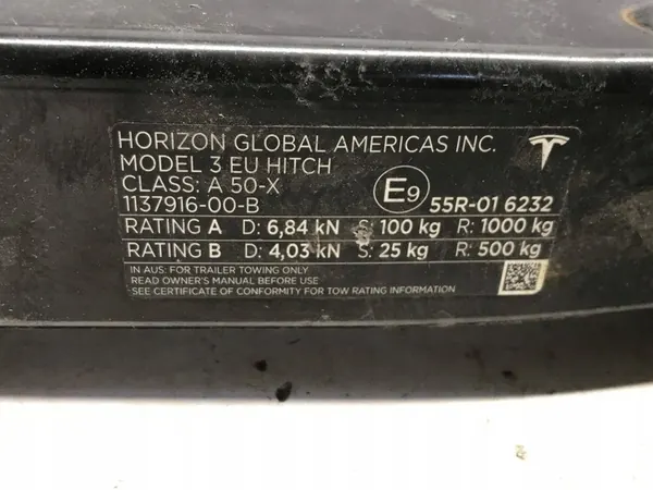 Dragkrok Tesla Model 3 image 4