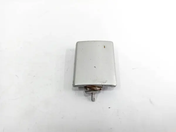 Mercedes-Benz E W211 2004 Couvercles, Bouchons image 6