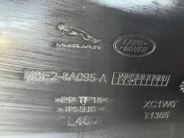 Range Rover Vogue L460 Ilmatyyny Ratti OEM M8E28A095A image 3
