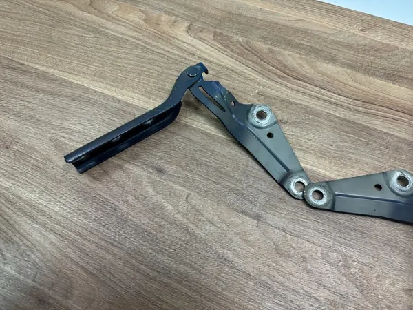 Bisagras VW T-Roc 2GA Derecho Izquierdo 2GA823301B 2GA823302B image 5