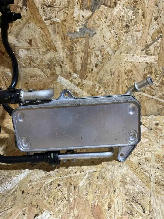 Versnellingsbakoliekoeler Audi OE OEM 4M0317021G image 3