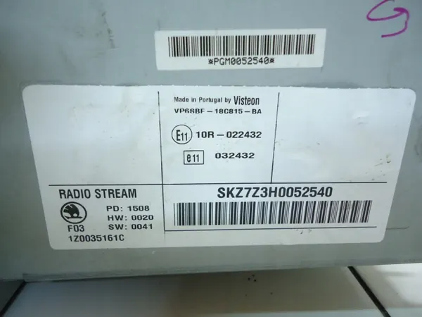 Peça OEM SKODA CD VISTEON VP68BF-18C815-BA usada image 4