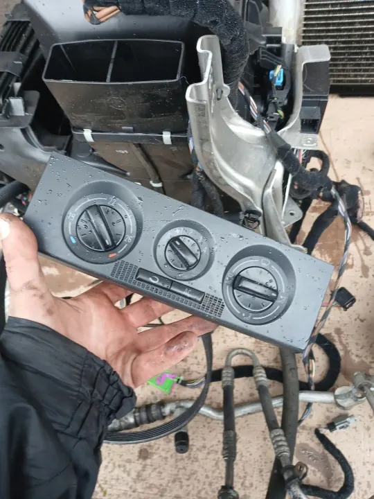 Système de climatisation complet OEM KLIMATYZACJA KOMPLETNA SKODA FABIA I 1.4 16V image 4