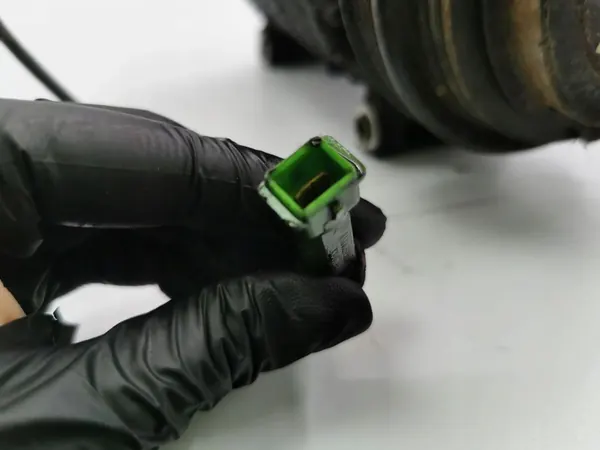 Compressore A/C Audi A6 S6 C5 2000 image 5