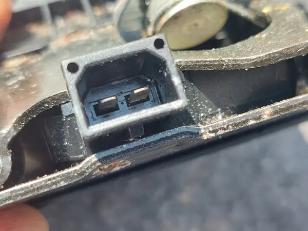 Bagagelucka + Kontakt Audi A4 B6 Kombi image 4