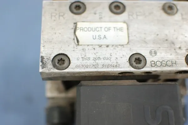 Volvo ABS-pumppu OEM 9169162 740/940/945 90-98 image 4