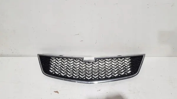 Etupään tuuletusritilä OEM 96687226 Chevrolet Sparkille image 2