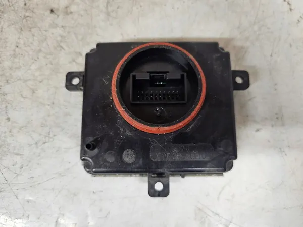 Module LED d'occasion OEM 4G0907697F pour Passat B8 image 3
