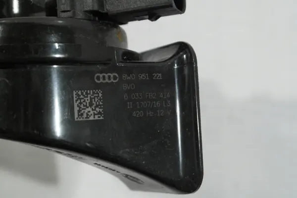 AUDI A4 B9 Buzinas Esquerda Direita 8W0951221 8W0951223 image 3