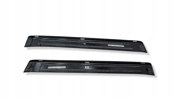 Cubre umbral puerta delantera Skoda Octavia Mk3 OEM 5E0853492D image 7
