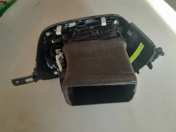 Grelha Kia Sorento III 2016 USA OEM 97490-C6000 image 3