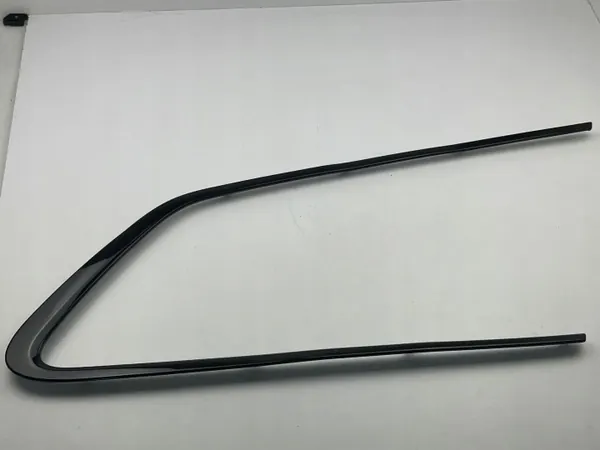 Volvo V90 Cross Country Heckfenster-Dichtung OEM 32219275 image 3