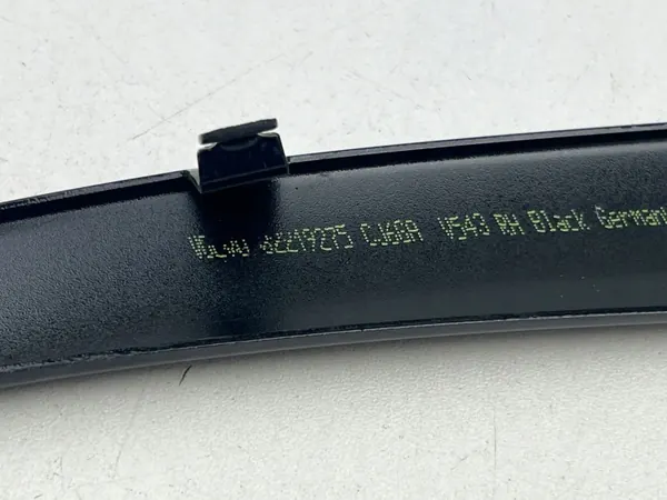 Volvo V90 Cross Country Heckfenster-Dichtung OEM 32219275 image 6