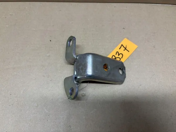 Bisagra Puerta Trasera Izquierda OEM 68780-0H010 Toyota image 3