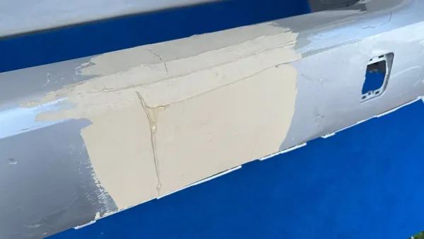 MERCEDES E-KLASA W211 KOMBI ACHTERBUMPER A2118801283 image 3