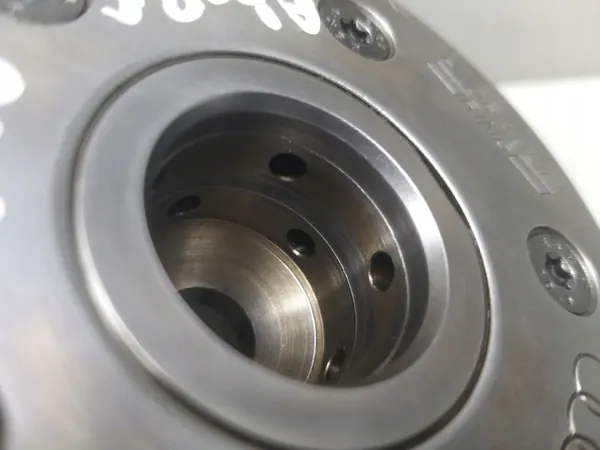 Steuerriemenscheibe OEM 06B109088A 2.0L 20V Gebraucht image 4
