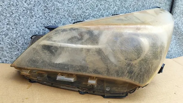 Faros izquierdo Toyota Yaris III OE 811700DA30 image 3