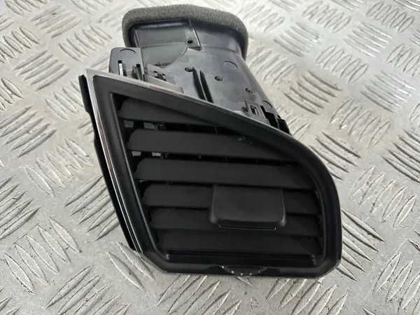 Skoda OE 6V0819702A Lüftungsgitter - Gebraucht image 3