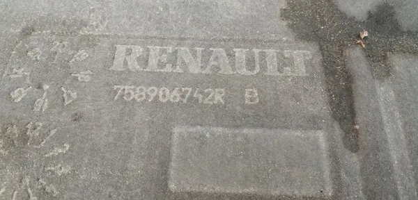 RENAULT MEGANE IV Motorhuv 758906742R image 4