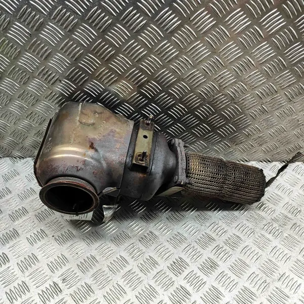 Käytetty katalysaattori OEM 31430861 Volvo XC90:lle image 3