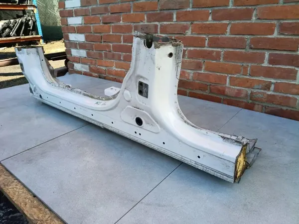 Linker treeplank Jeep Cherokee KL 13-18 OEM pr. l. kl image 3