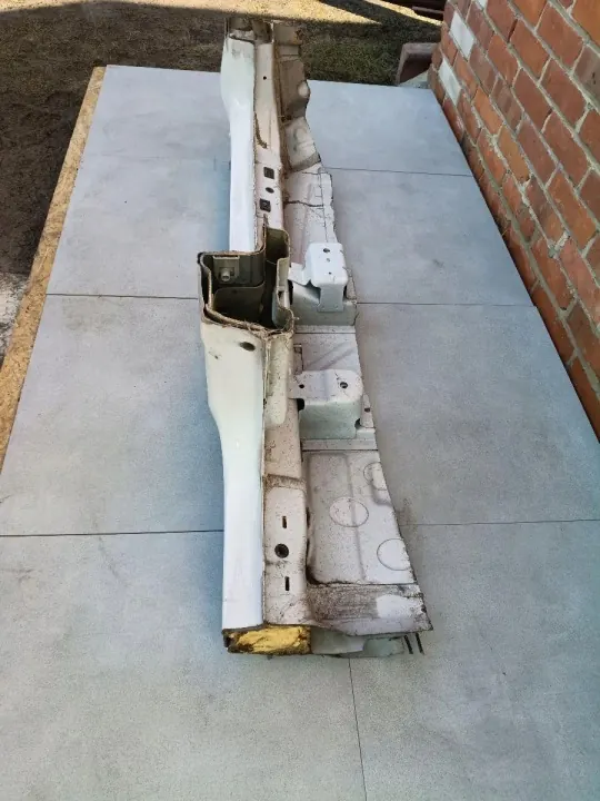 Linker treeplank Jeep Cherokee KL 13-18 OEM pr. l. kl image 4