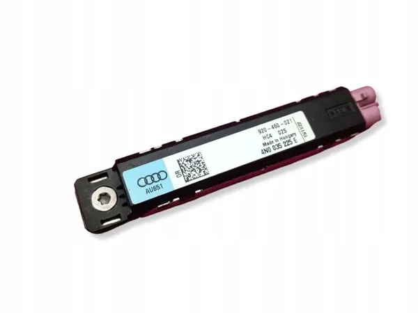 Audi A8 4N Bovenste Rechter Antenneversterker OEM 4N0035225E image 2