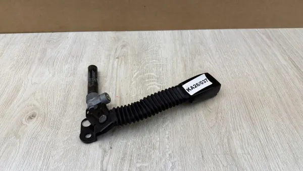 Tendeur de ceinture BMW 3 E36 OEM 8221012 KA26/037 image 2
