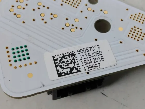 Volvo XC90 Scheinwerferteil OEM 90057073 - Gebraucht image 3