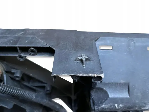 Reforço do pára-choques dianteiro OEM 752100007R Renault image 4