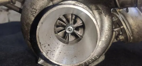 Turbocharger RENAULT LAGUNA III 2.0L diesel H8200356205 image 5