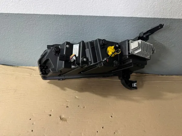 Rechter DRL-lamp Dacia Spring OEM Dacia - Gebruikt image 6