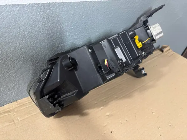 Rechter DRL-lamp Dacia Spring OEM Dacia - Gebruikt image 7