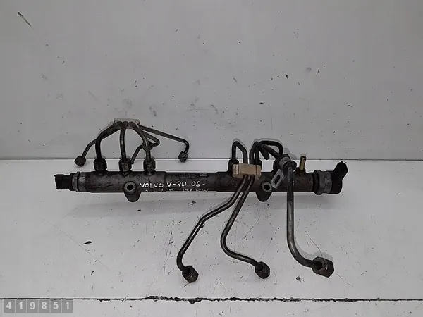 Trilho de Combustível 2.4 D Volvo V70 II image 1