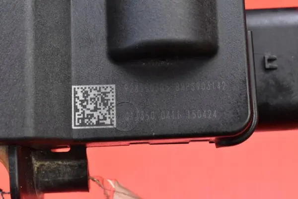 Distribuidor de corrente BMW OEM 928550305 Usado image 10