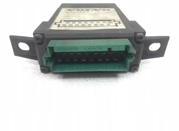 Relé intermitente Volvo OEM 8150163 - Usado image 3