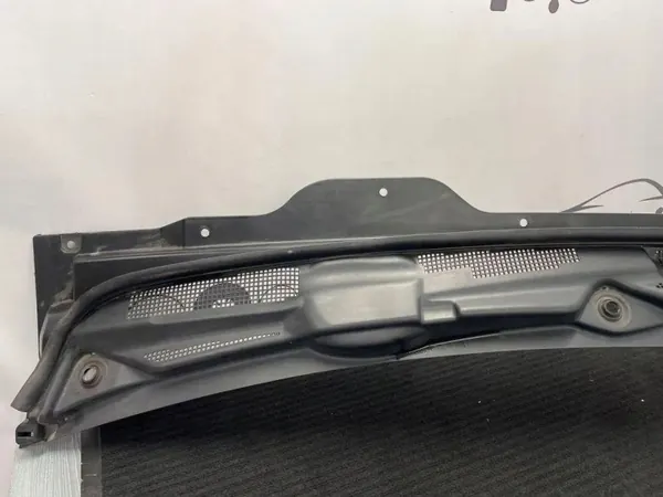 Cubierta brazo limpiaparabrisas Dodge RAM 1500 OEM 68299452AD image 7