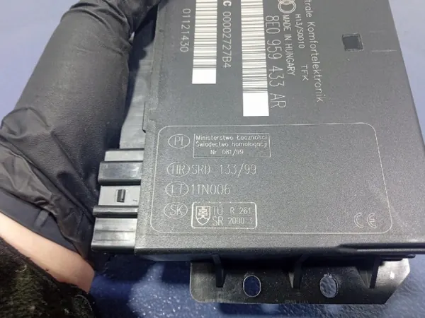 Audi A4 B6 Komfortmodul OEM 8E0959433AR image 6