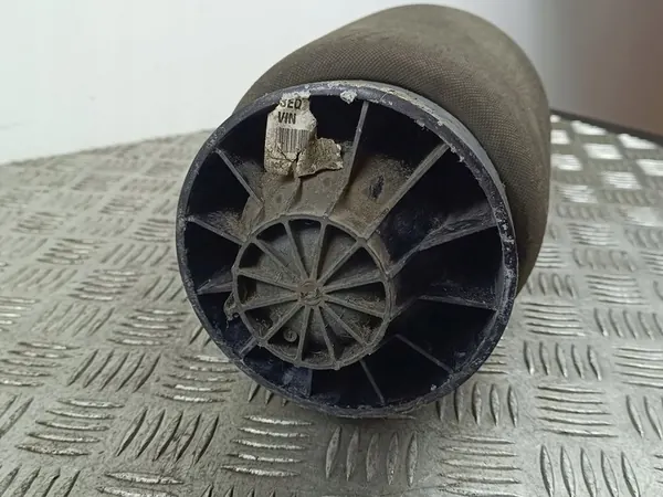 Jeep Grand Cherokee 2014 Sac de Suspension Pneumatique Arrière image 2