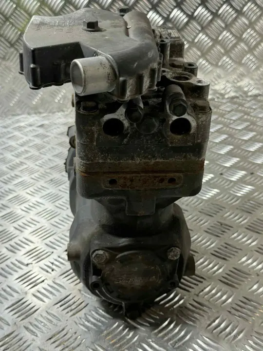 Compresor Scania XPI Euro 6 OEM 2760239 - Usado image 5